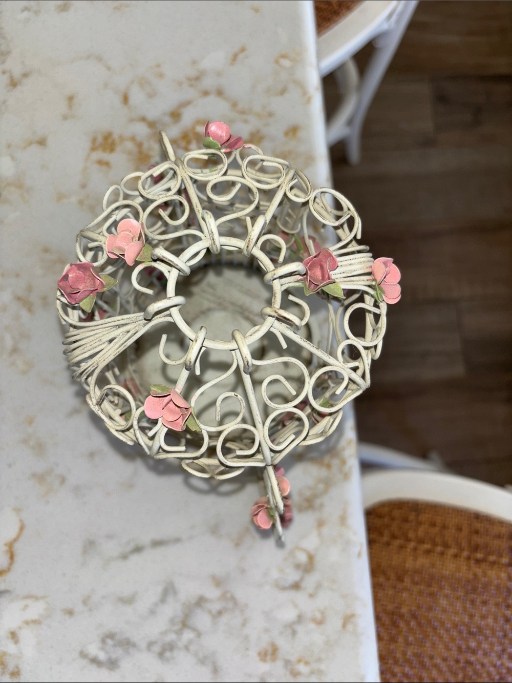 PartyLite Rose Garden Gazebo
with Pink Rose Accents - Picture 6 of 7